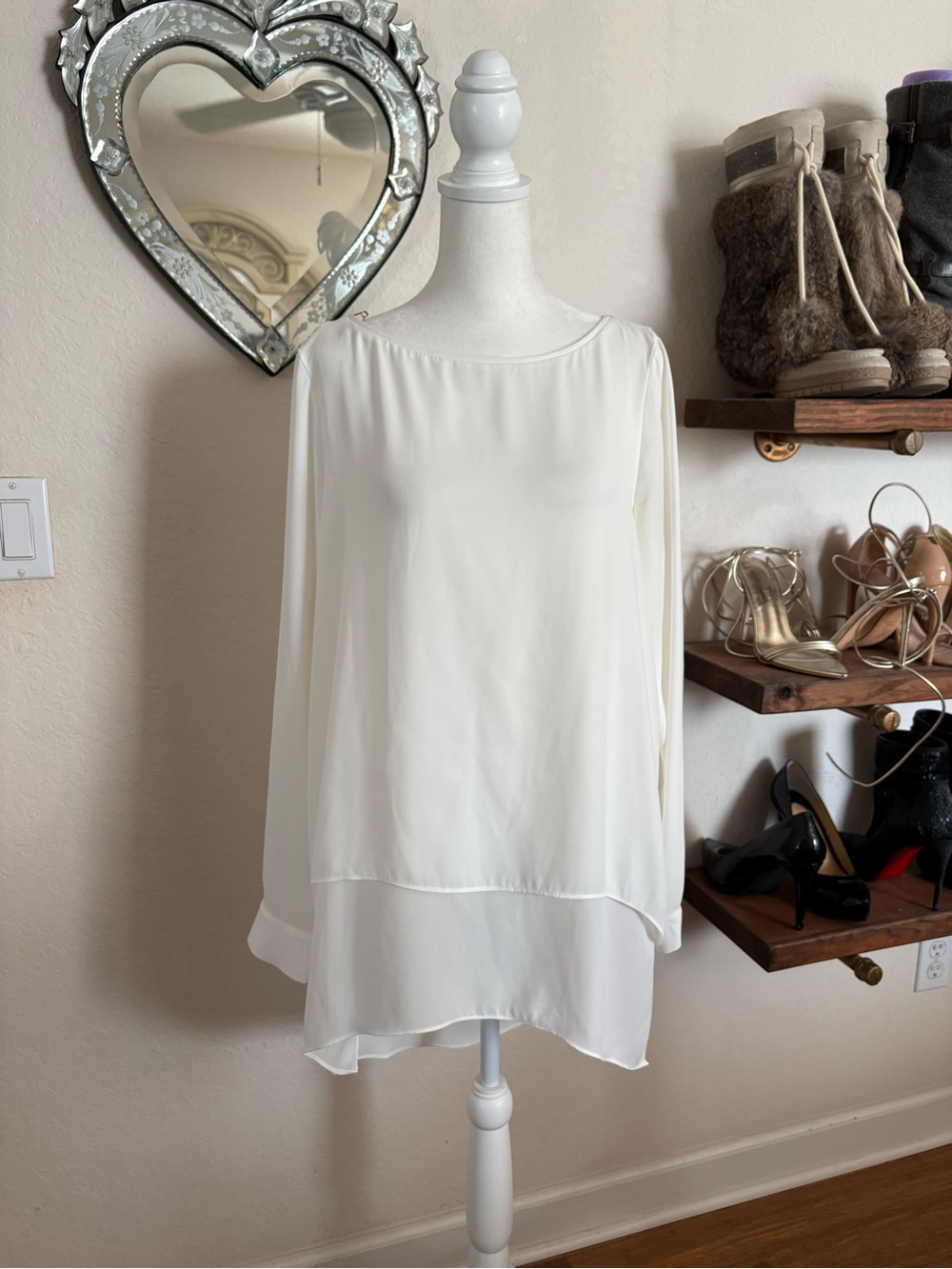 White House Black Market Cream Layered Long-Sleeve Tunic
